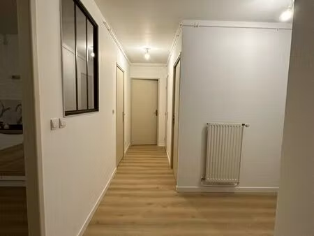 location t2 54 m2 saint chamond place de la liberté