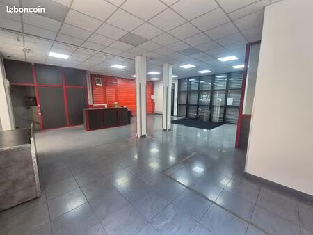 local commercial - bureaux - showroom - stockage