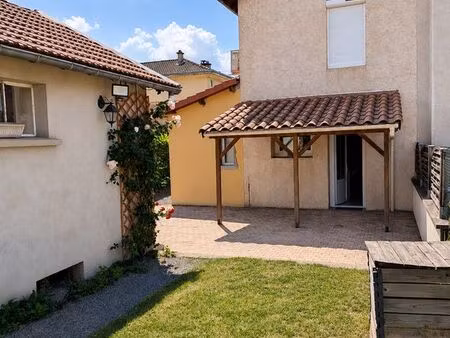 maison t3 de 73 m² avec garage et jardin clos – pouilly-sous-charlieu