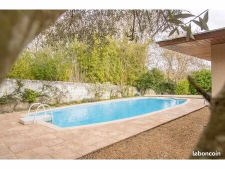 villa 7 pièces 156 m²