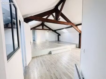 3 pièces 79 m2 au sol