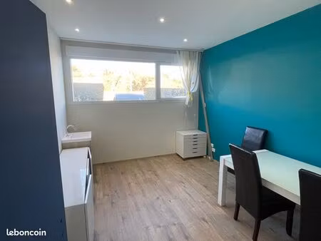 bureau partagé 15 m² (location à la journée fixe)