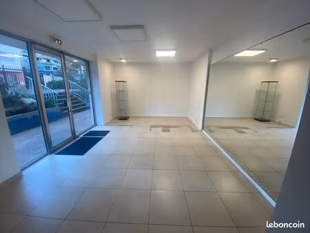 local professionnel ou cabinet medical