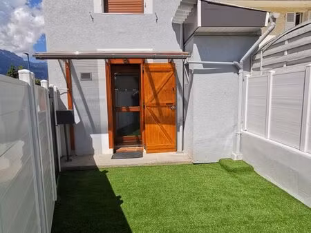 maison 3 pièces 56 m² sur brignoud