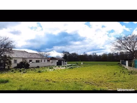 terrain 1139 m² bordes