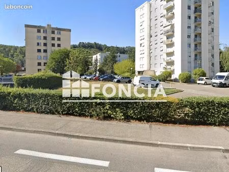 studio 1 pièce 28 m²