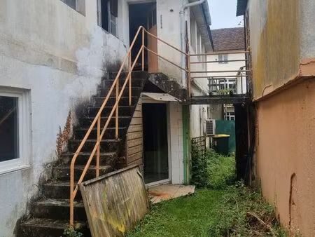 a vendre bâtiment 230m2 à orthez