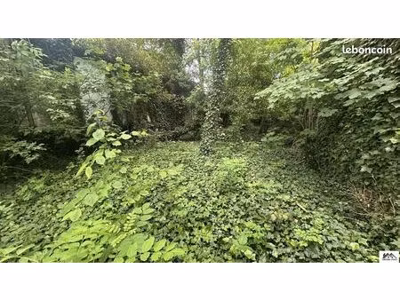 terrain 168 m² lens
