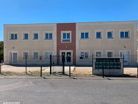 bureau et sous-sol à louer en zfu à partir de 32m²