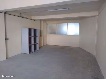 albertville - local 53m2 sécurisé