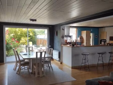maison 6 pièces 160 m²