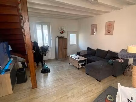 maison à louer centre de connerre