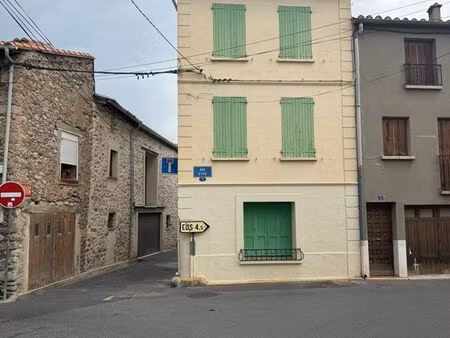 vend maison de village