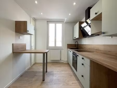 appartement t3 de 67m2 entièrement rénové
