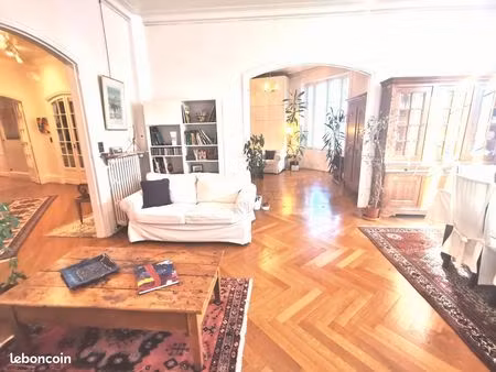 jaude – appartement d’exception - suite parentale - grand balcon sud - garage - ascenseur
