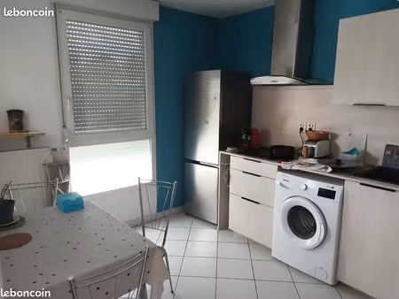 loue t2  meublé