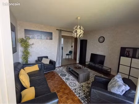 appartement entièrement rénové meublé