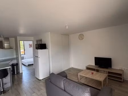appartement meublé 40 m' à louer à mont de marsan - 729 /mois(charges non comprises elec +