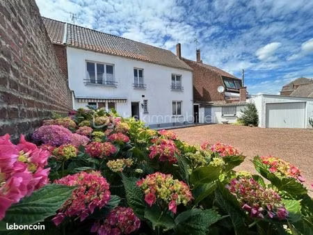 maison 7 pièces 760 m²
