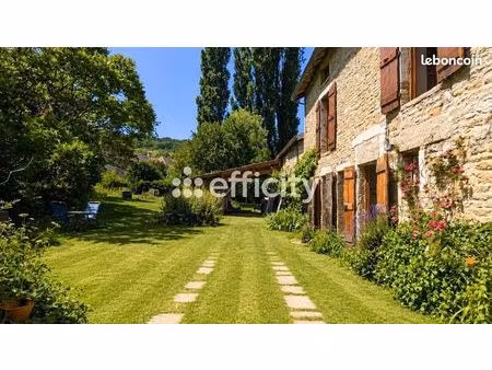 ferme 6 pièces 145 m²