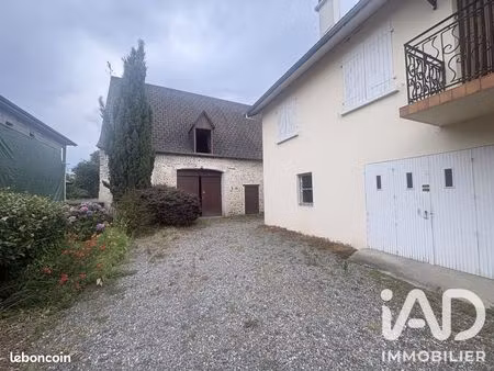 maison 8 pièces 65 m²