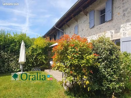 maison de village 4 pièces 133 m²