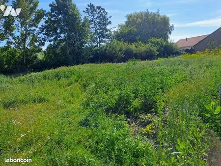 terrain 613 m² frethun