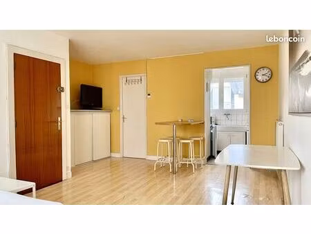 studio 1 pièce 31 m²