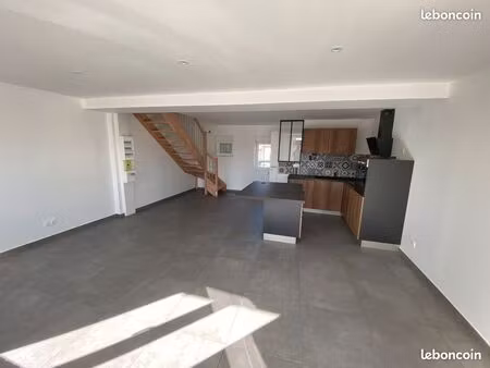 bel appartement f3 en duplex de 80m²