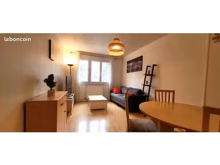 appartement 3 chambres - 70m2 - proche caserne de bonne