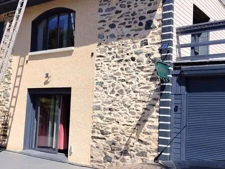 grand appartement clair et spacieux meublé