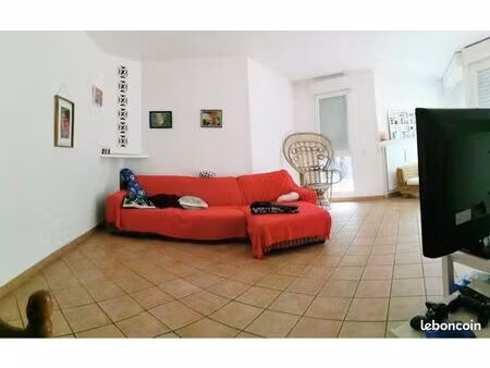 à louer – appartement t4 de 100 m² avec terrasse de 100 m² – disponible début septembre