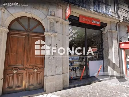 local commercial 290 m²