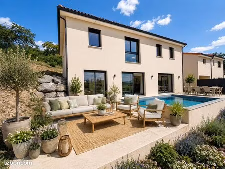 maison 5 pièces 146 m²