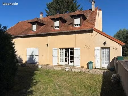 pavillon 7 pièces 159 m²
