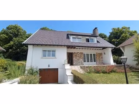 pavillon 6 pièces 129 m²