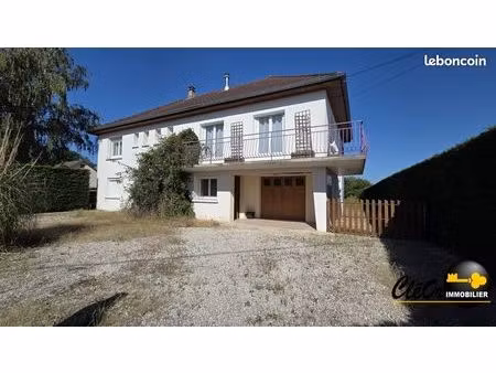 maison 7 pièces 140 m²