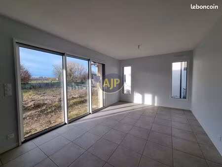 villa 4 pièces 79 m²