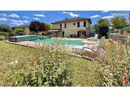 villa 5 pièces 91 m²