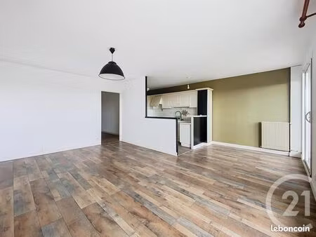 appartement 4 pièces 77 m²