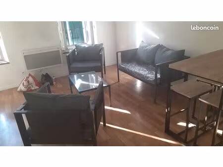 à louer – t2 lumineux 38 m² – centre hagetmau