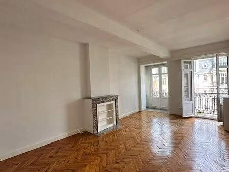 appartement 4 pièces 86 m²