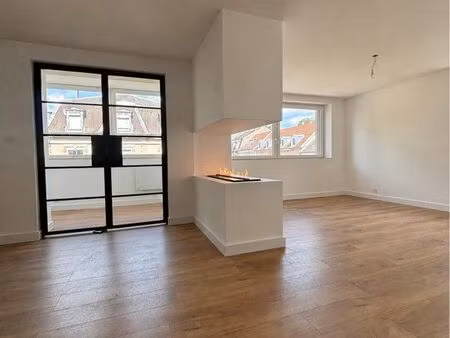 à vendre – superbe appartement 102 m² entièrement rénové – hyper-centre de mulhouse