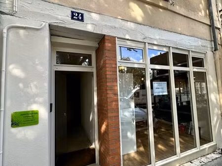 local 20m² place bichon doutre