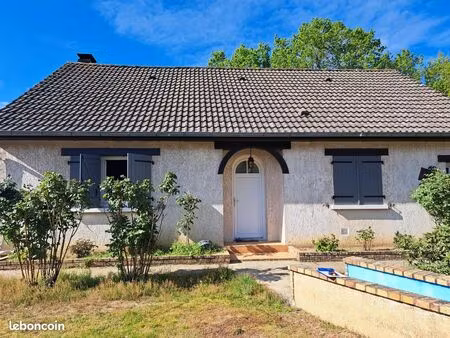 pavillon 4 pièces 95 m²