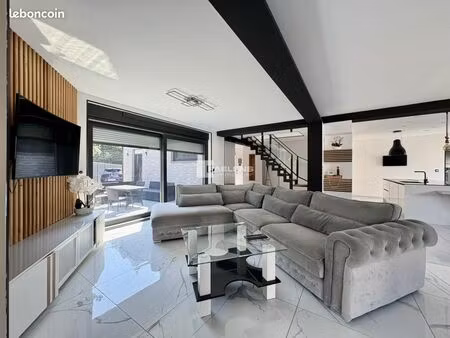 maison 4 pièces 170 m²
