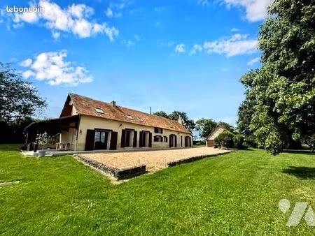maison 6 pièces 141 m²