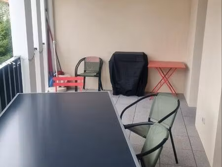 appartement récent 3 pièces