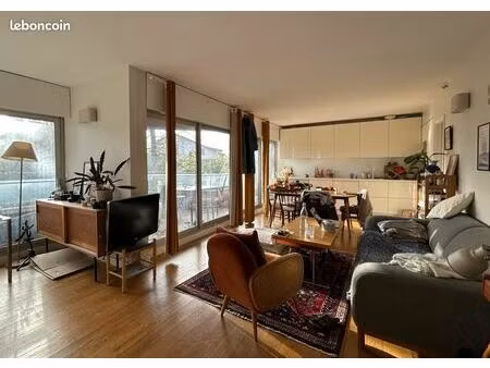 bayonne quartier des arenes / appartement t4