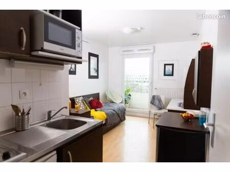 studio 1 pièce 17 m²